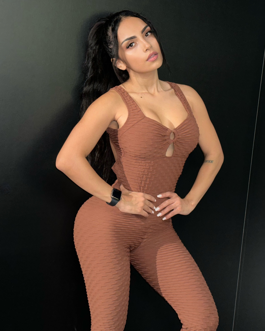 MONO LARGO BROCADO ARGOLA MARRÓN