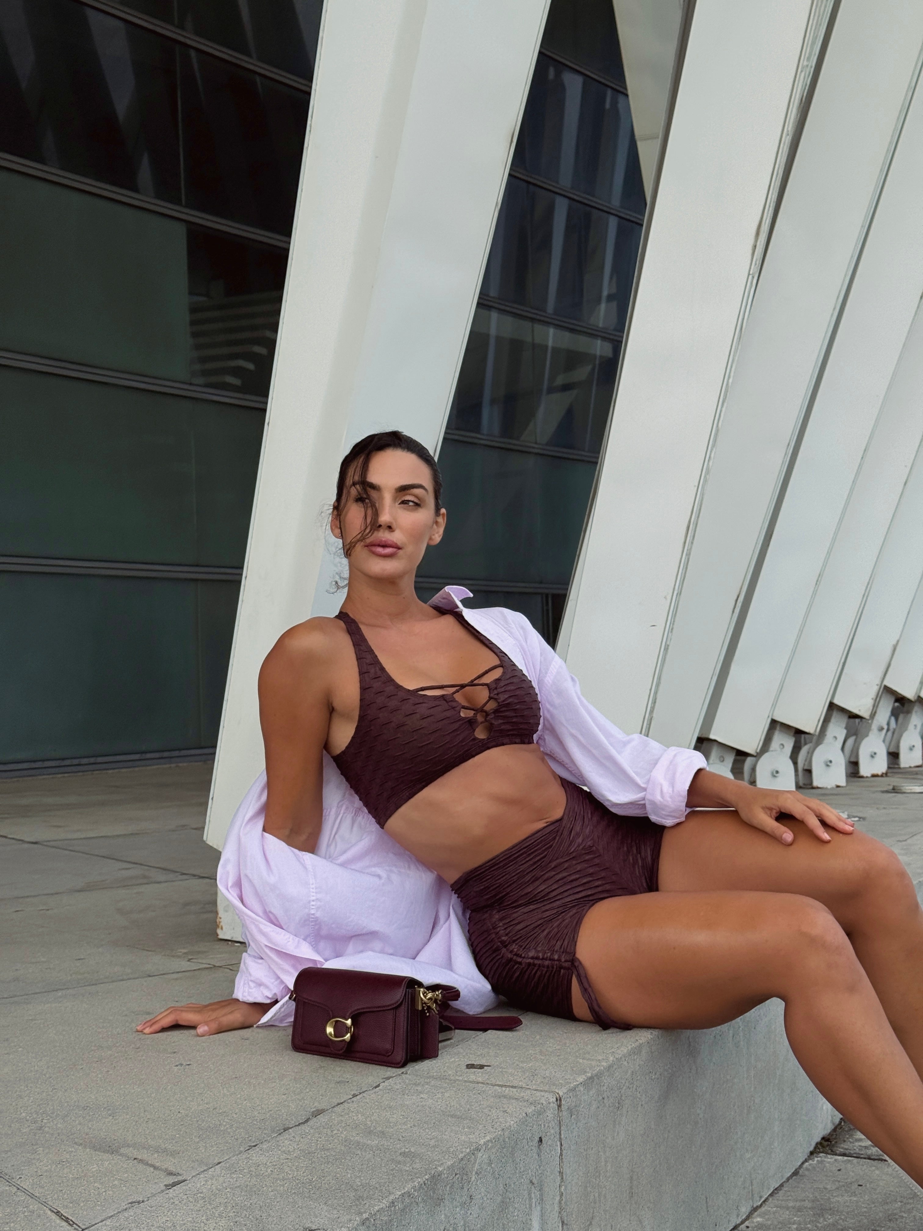 CONJUNTO CORTO BROCADO SHINE MARRÓN (regular)