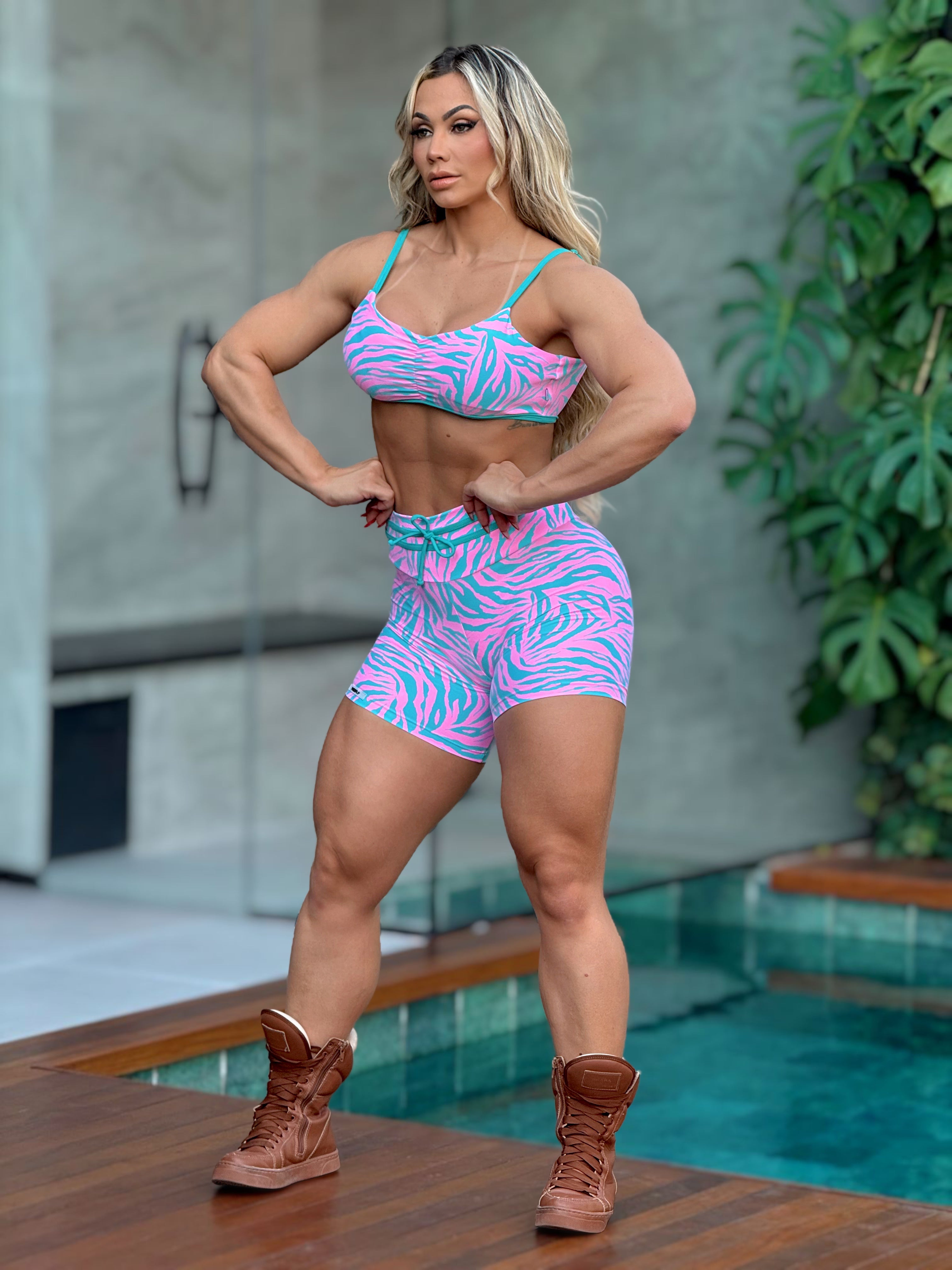 SET CORTO TIGRE AZUL Y ROSA (fruncido)