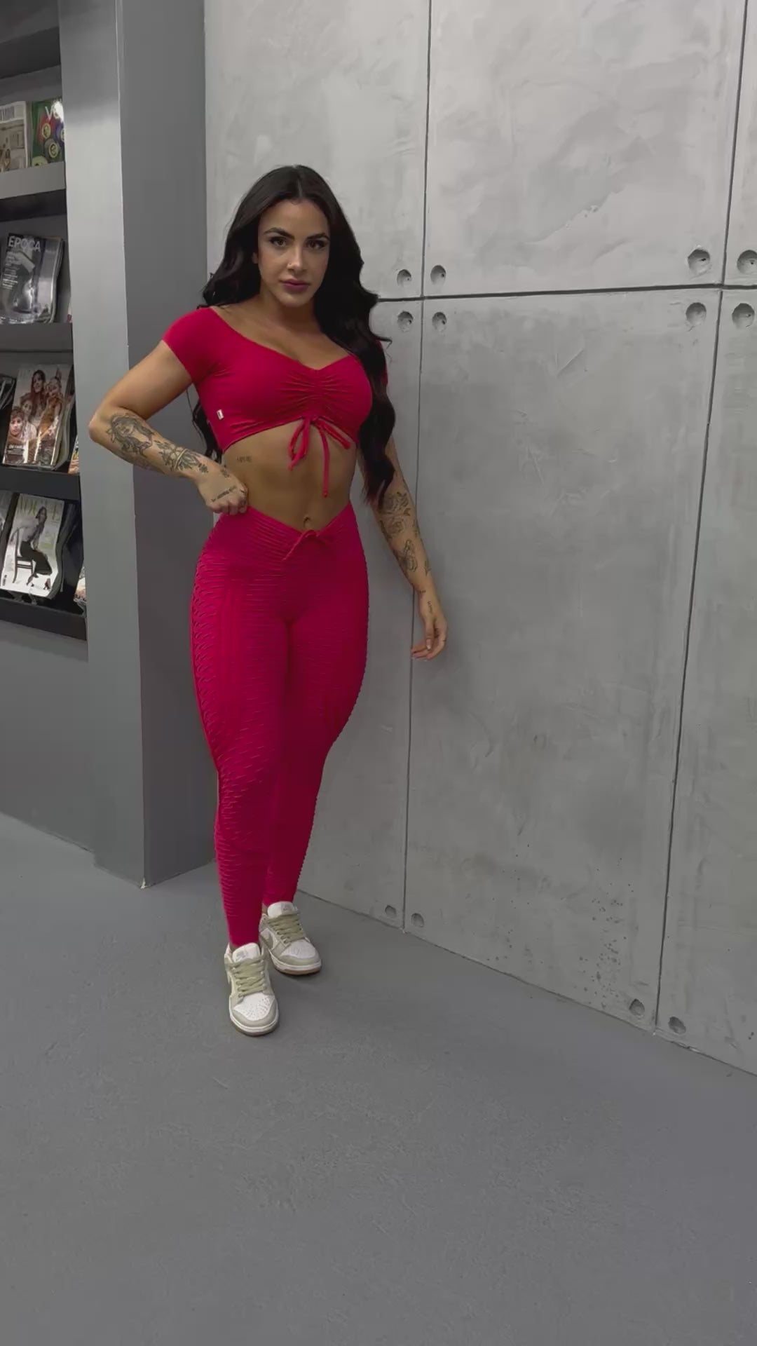 SET BROCADO CIGANINHA ROJO (regular)