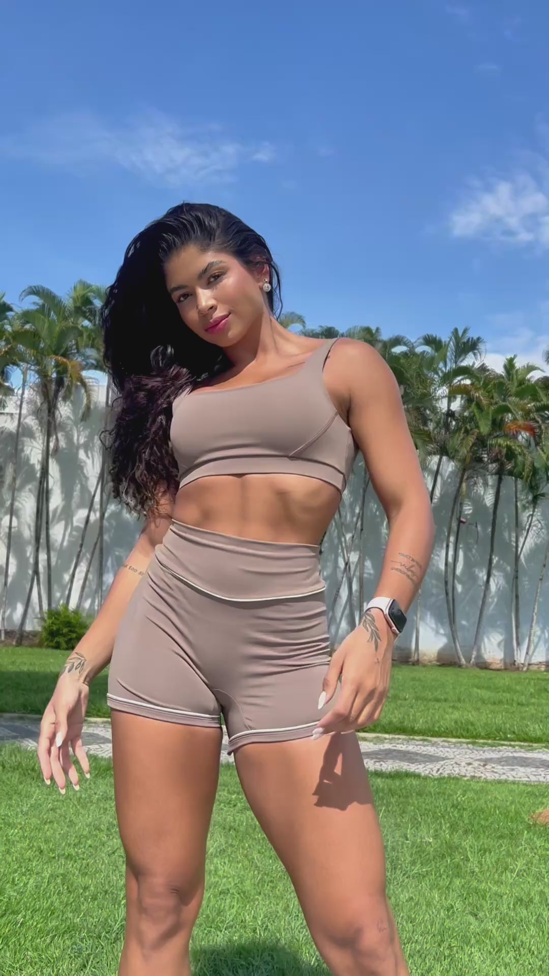 SET CORTO ESSENCE CAPPUCINO (regular)