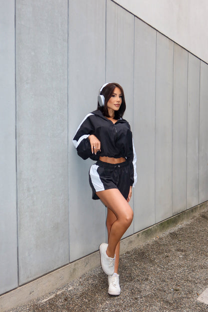 CHAQUETA RUN NEGRA