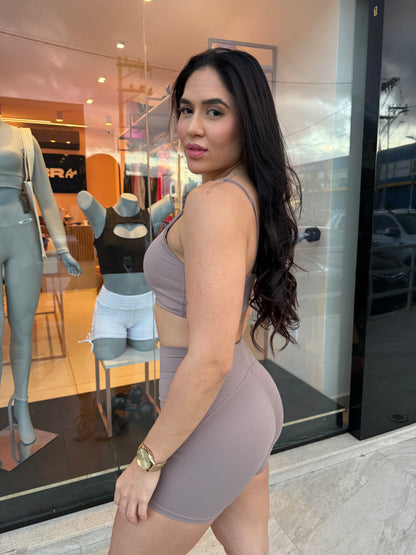 CONJUNTO SHORT AVELLANA (regular)