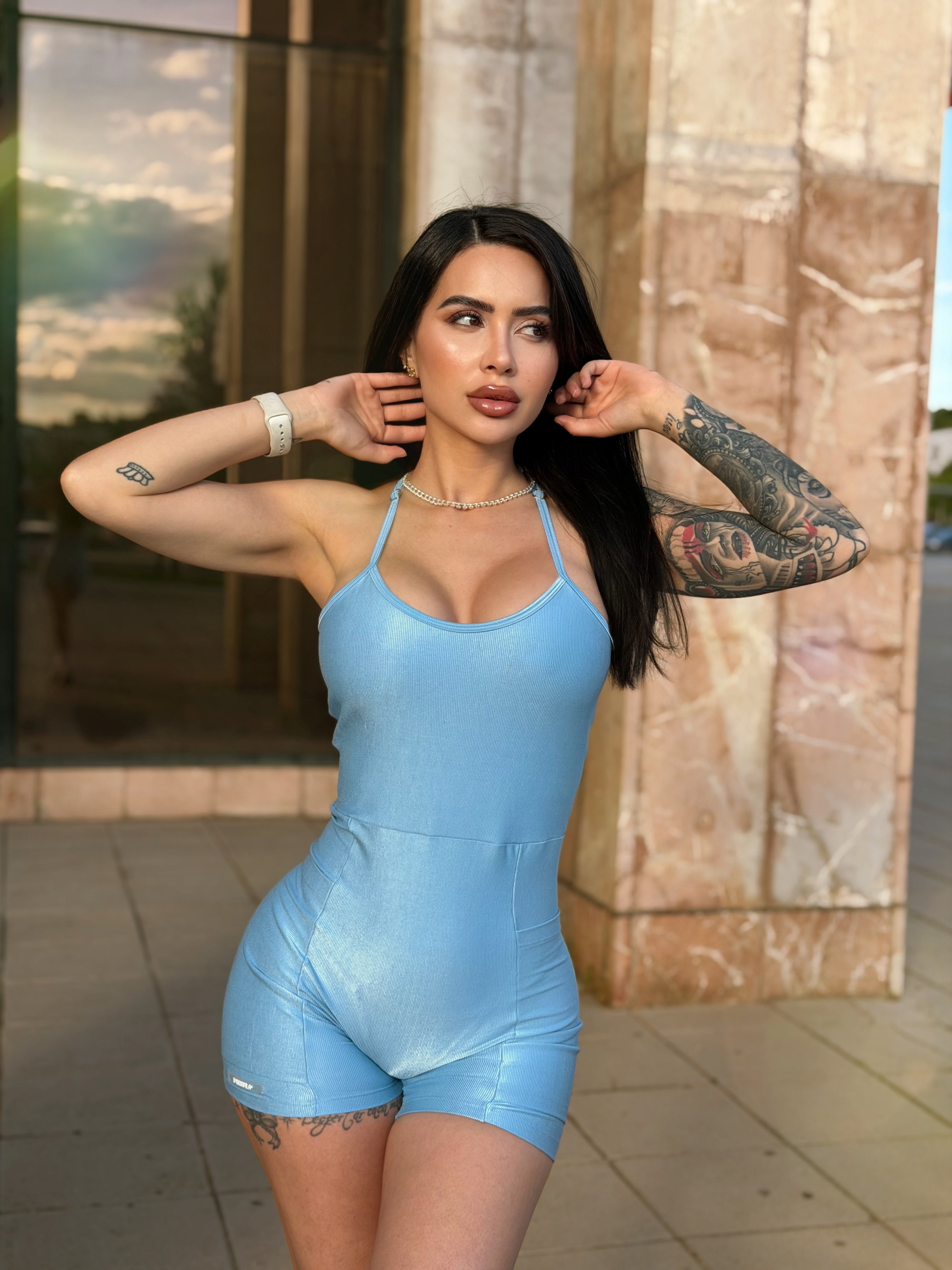 MONO CORTO GLOW FIT WONDER AZUL BB