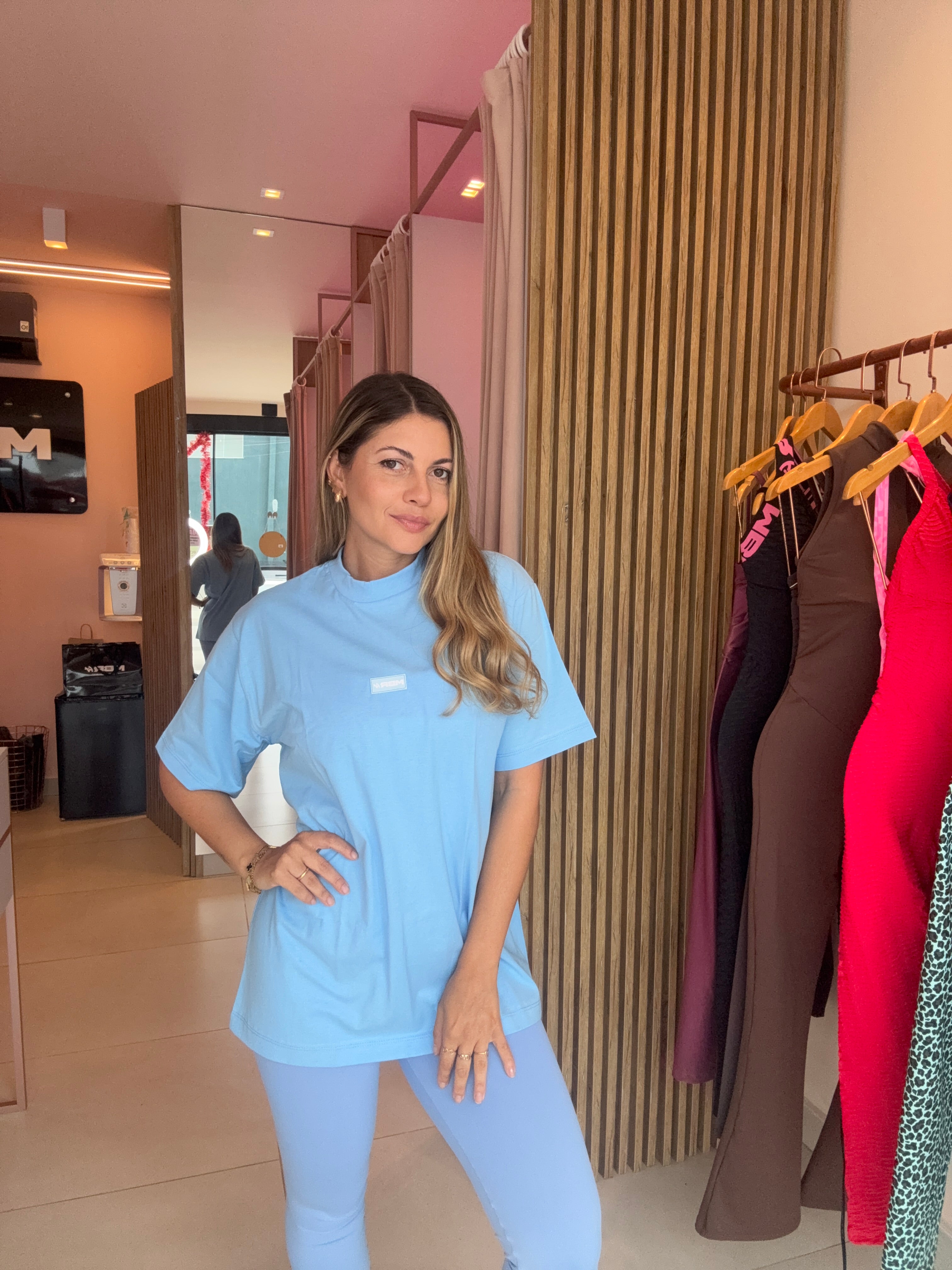 CAMISETA OVER SIZE AZUL