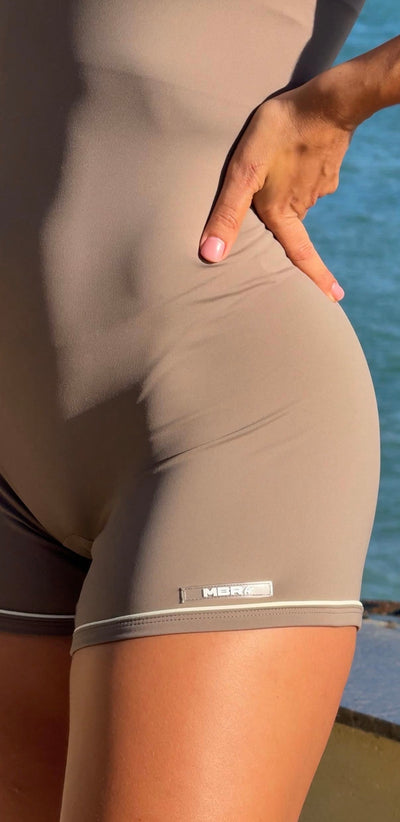 MONO CORTO SPORT CAPPUCCINO (regular)